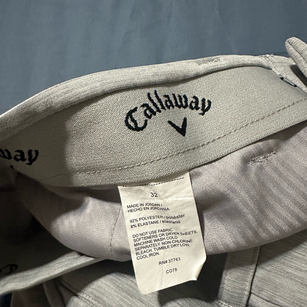 Callaway Men's Light Gray‎ Flat Front Golf Shorts - Picture 3 of 3